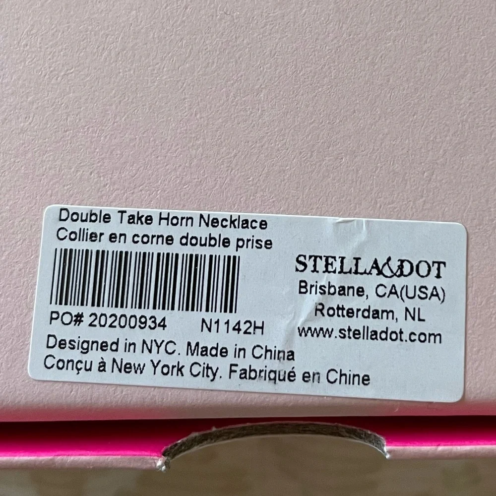 Stella & Dot Double Take Reversible Horn Necklace - Picture 6 of 6
